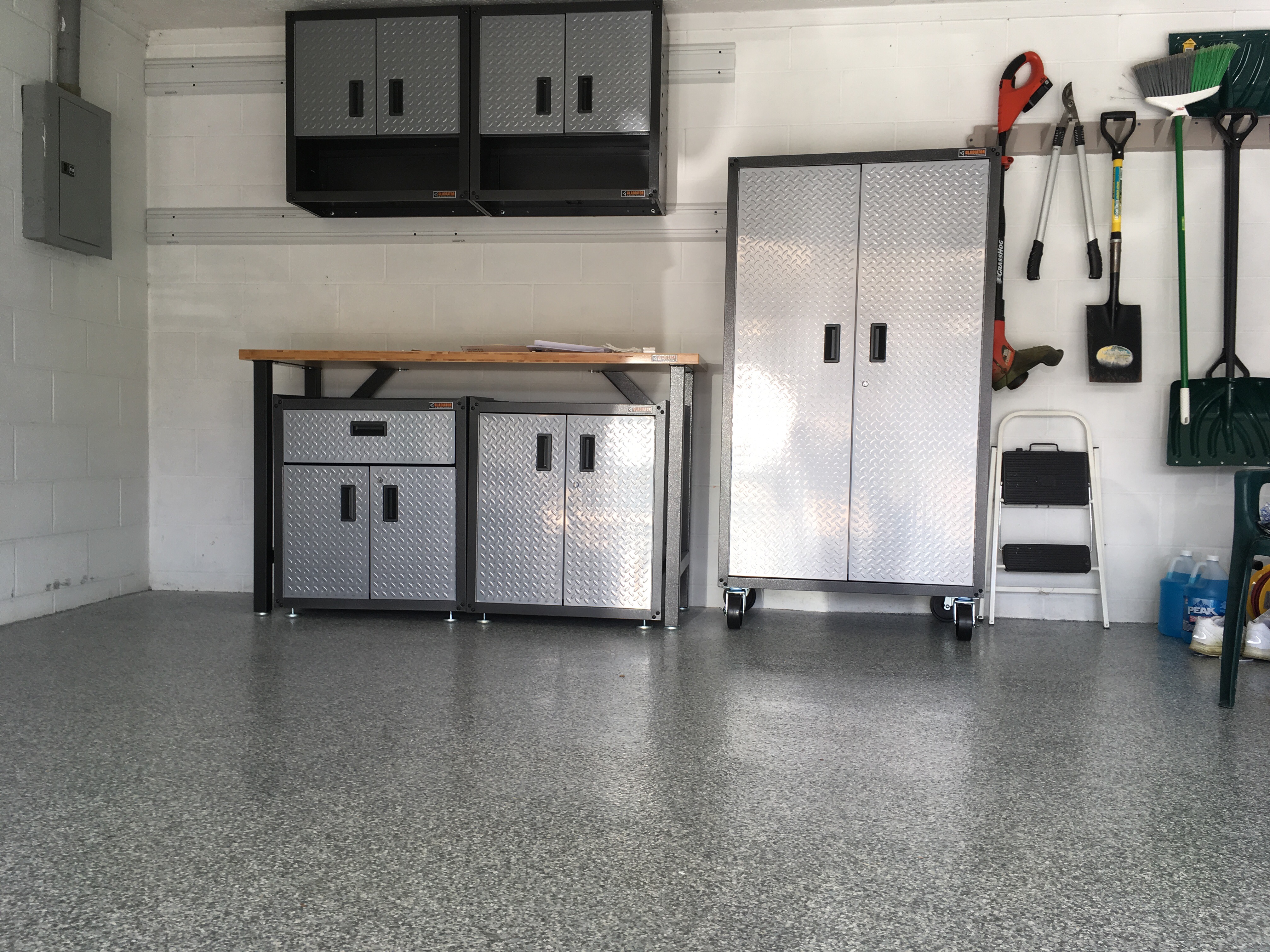 Epoxy Garage Floors That Are Beautiful And Commercial Gradegarage